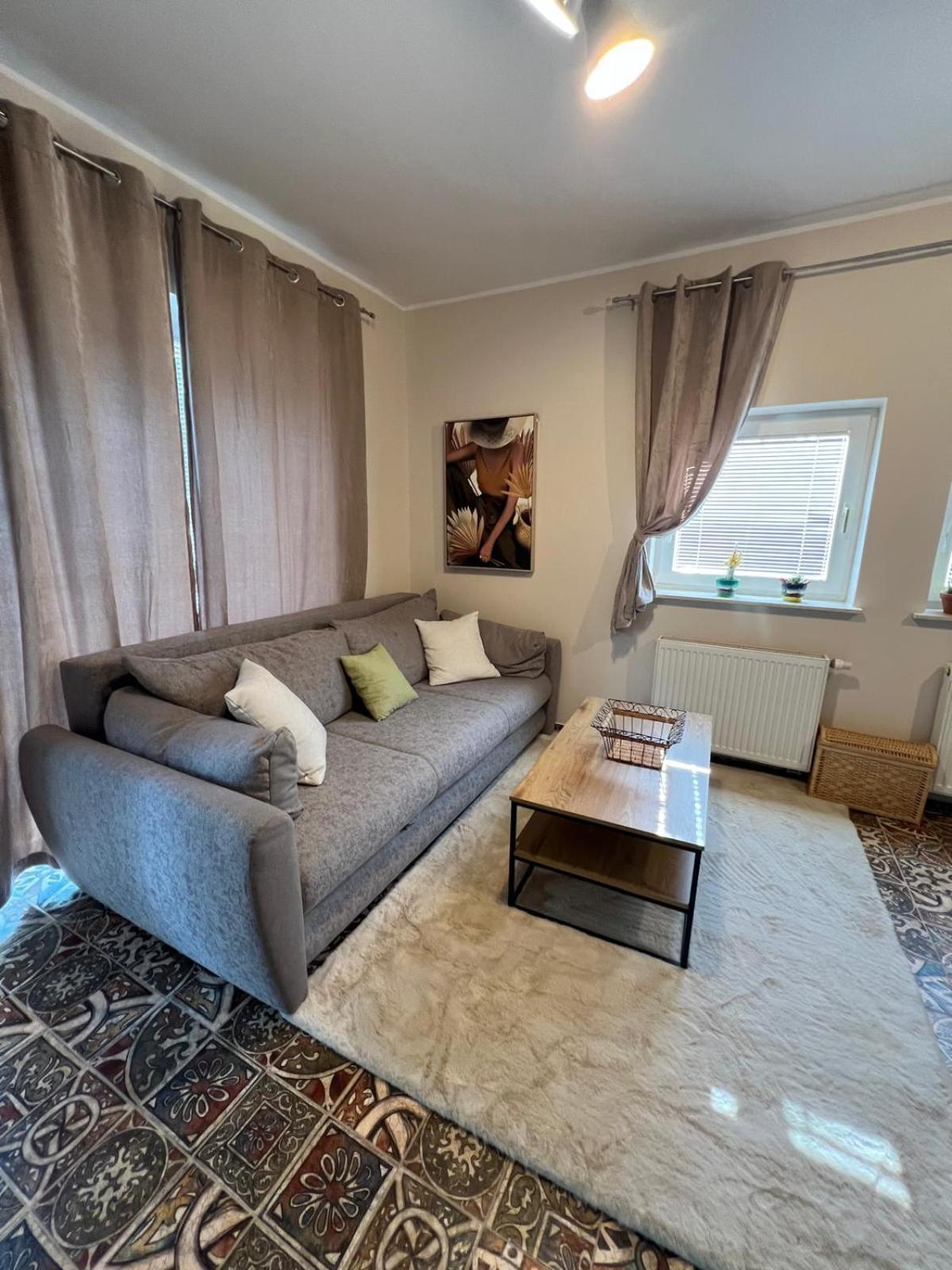Centralpark Suites Марибор Экстерьер фото